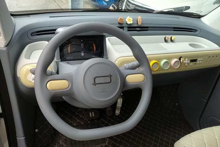 Used Bestune Pony 2024 170km Vitality Horse Steering Wheel