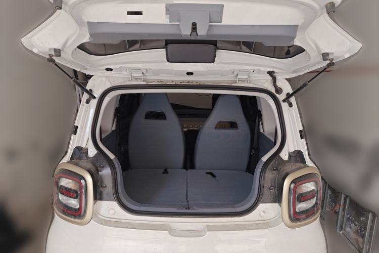 Used Bestune Pony 2024 170km Range Energizing Horse Trunk