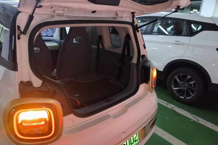Used Bestune Pony 2024 170km Range Energizing Horse Trunk
