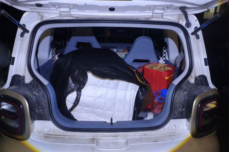 Used Bestune Pony 2024 170km Vitality Horse Trunk