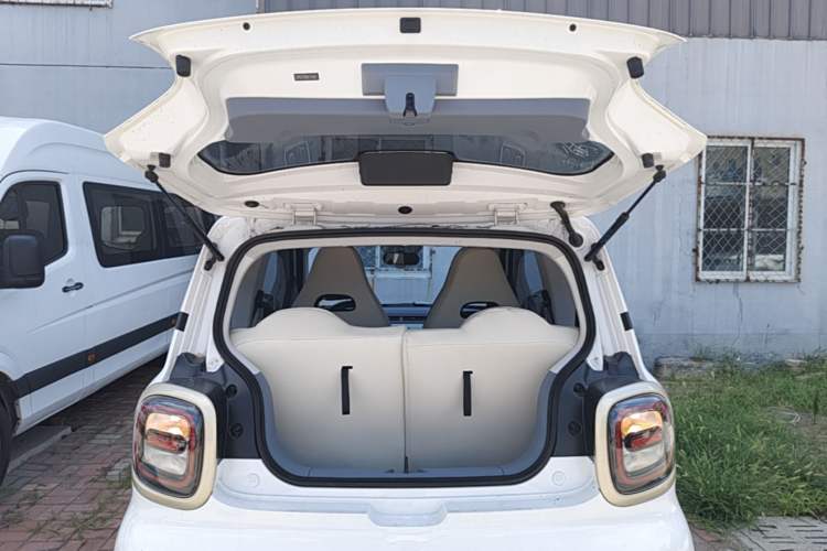 Used Bestune Pony 2024 170km Vitality Horse Trunk