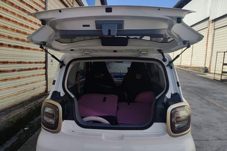 Used Bestune Pony 2024 170km Vitality Horse Trunk