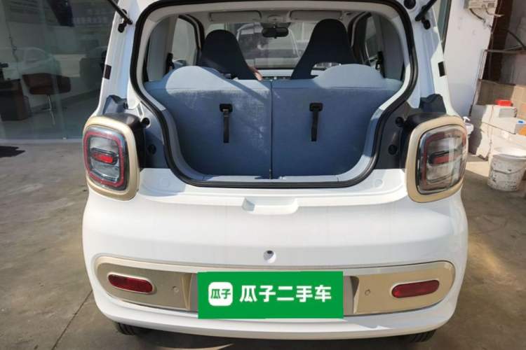Used Bestune Pony 2024 170km Vitality Horse Trunk