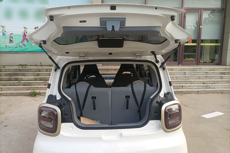 Used Bestune Pony 2024 170km Range Energizing Horse Trunk