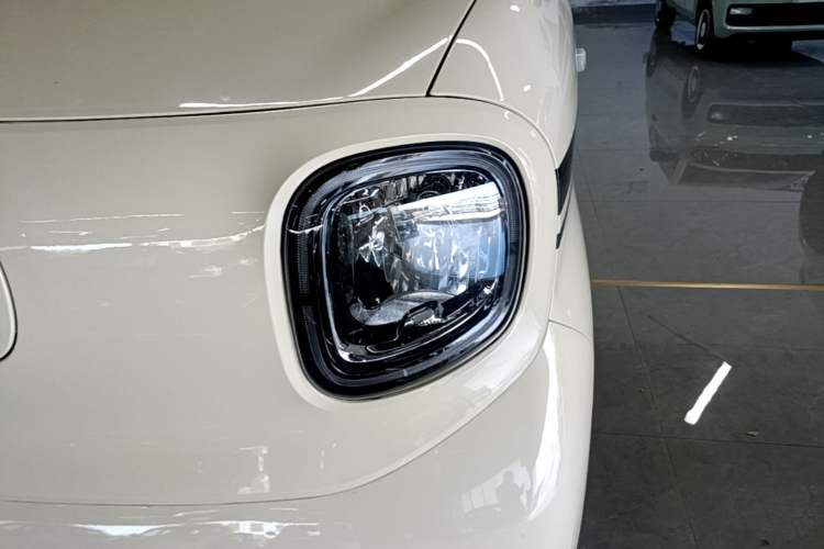 Used Bestune Pony 2024 170km Vitality Horse Left Front Headlight