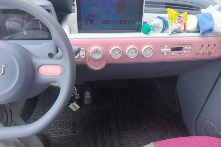 Used Bestune Pony 2025 222km Clever Horse Audio And AC Panel