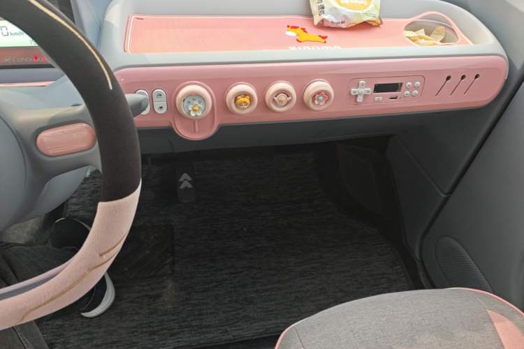 Used Bestune Pony 2025 222km Clever Horse Audio And AC Panel