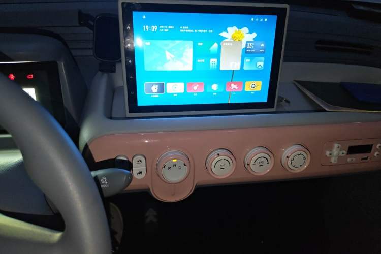 Used Bestune Pony 2025 222km Clever Horse Audio And AC Panel