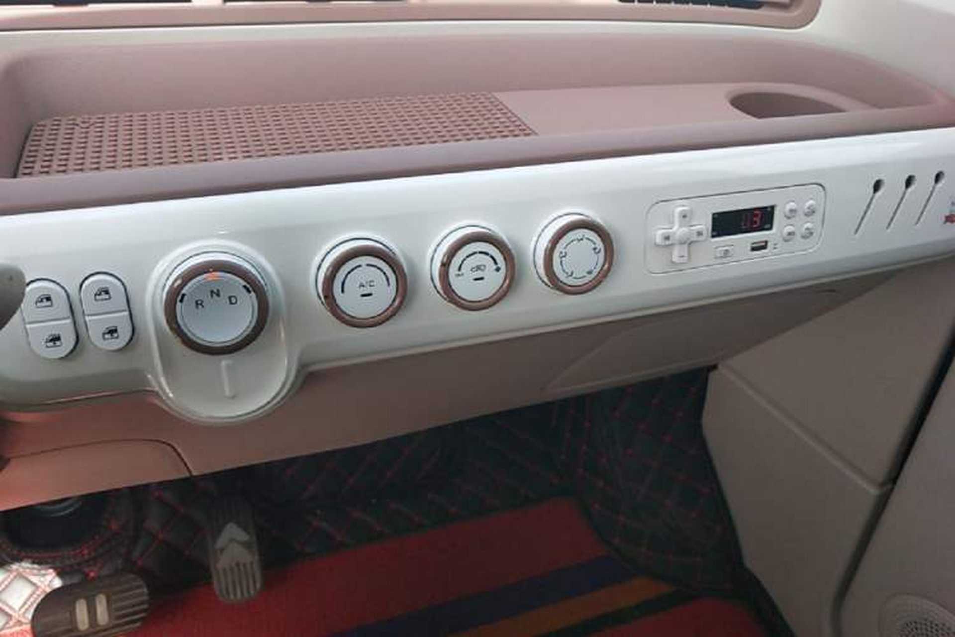 Used Bestune Pony 2025 222km Lightning Horse Audio And AC Panel