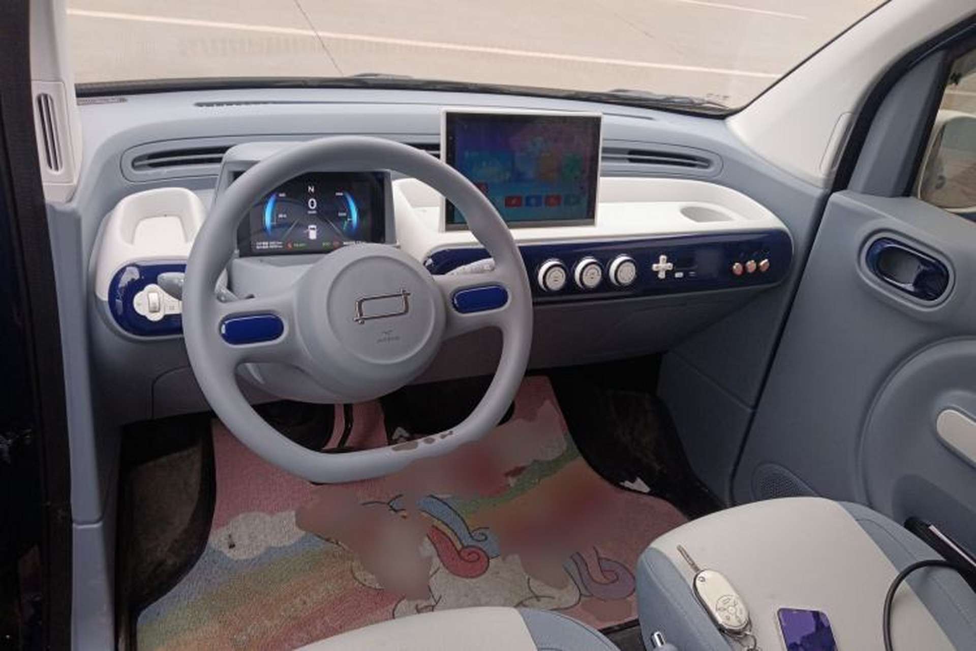 Used Bestune Pony 2025 222km Range Linglong Horse Center Console