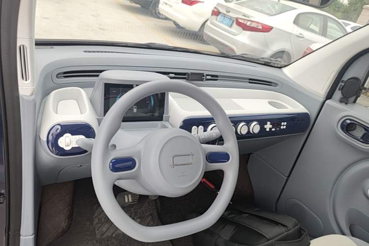 Used Bestune Pony 2025 222km Lightning Horse Center Console