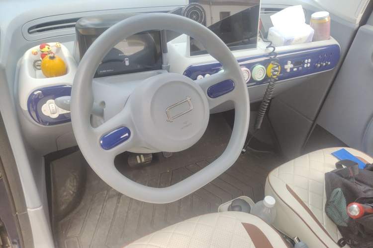 Used Bestune Pony 2025 222km Range Linglong Horse Center Console