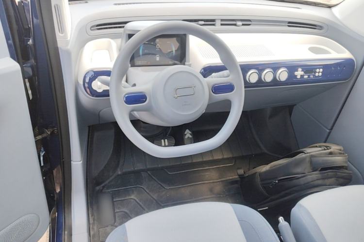 Used Bestune Pony 2025 222km Range Agile Horse Center Console