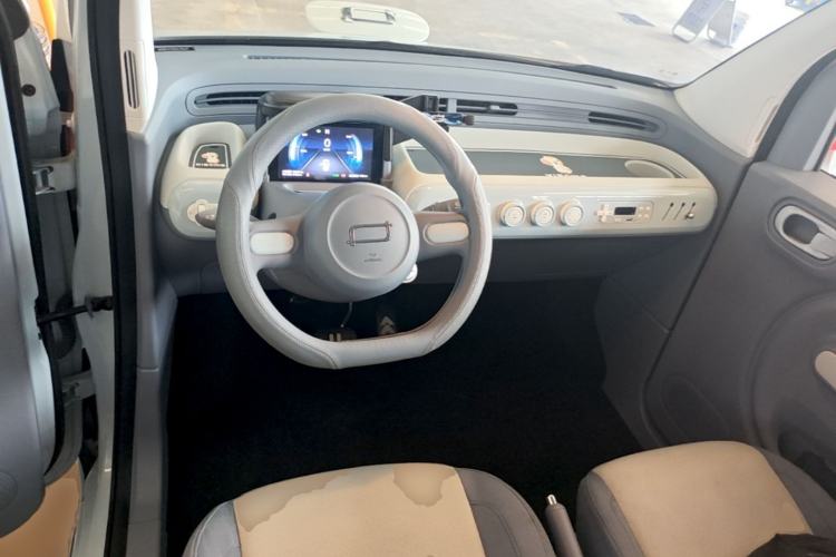 Used Bestune Pony 2025 222km Range Agile Horse Center Console