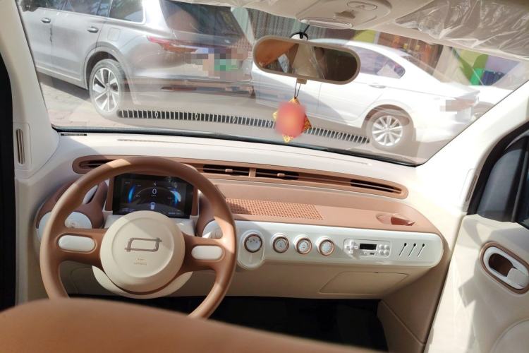 Used Bestune Pony 2025 222km Range Agile Horse Center Console