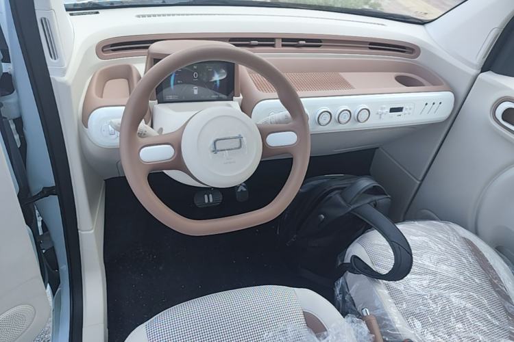 Used Bestune Pony 2025 222km Range Agile Horse Center Console