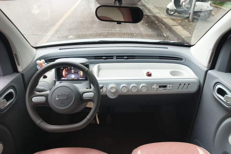 Used Bestune Pony 2025 222km Range Agile Horse Center Console