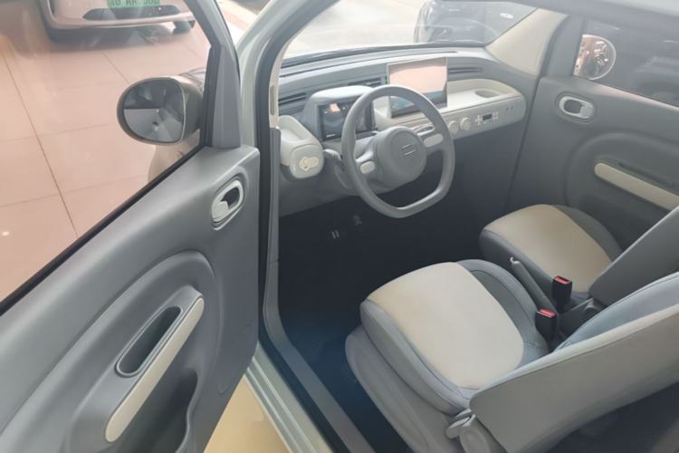 Used Bestune Pony 2025 222km Lightning Horse Driver Seat