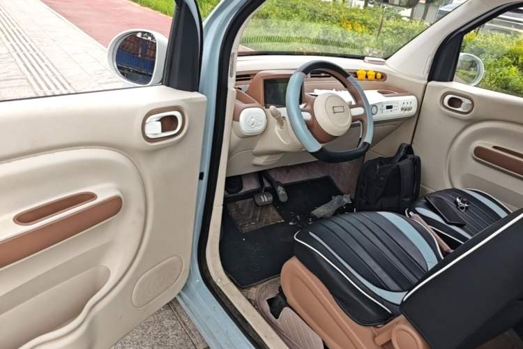 Used Bestune Pony 2025 222km Range Agile Horse Driver Seat