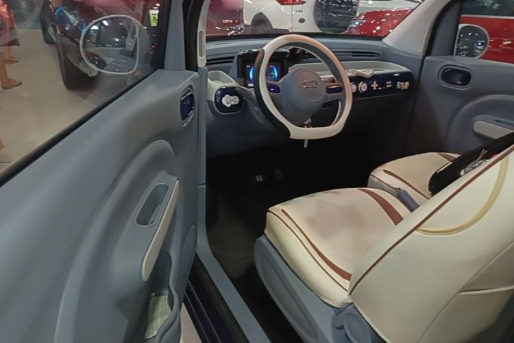 Used Bestune Pony 2025 222km Lightning Horse Driver Seat