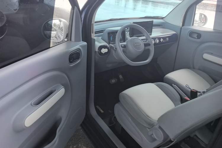 Used Bestune Pony 2025 222km Range Agile Horse Driver Seat