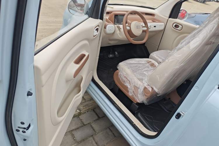 Used Bestune Pony 2025 222km Range Agile Horse Driver Seat