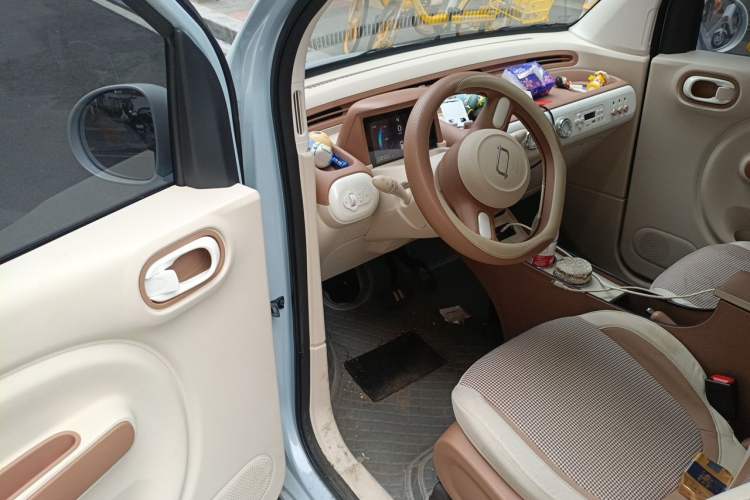 Used Bestune Pony 2025 222km Range Agile Horse Driver Seat