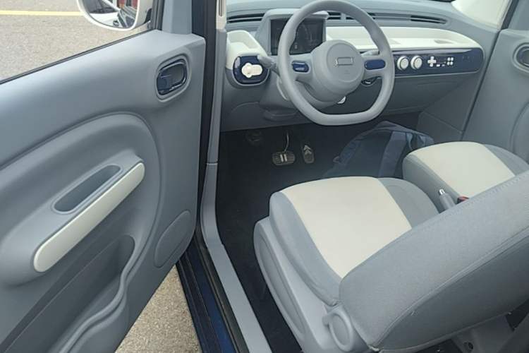 Used Bestune Pony 2025 222km Range Agile Horse Driver Seat