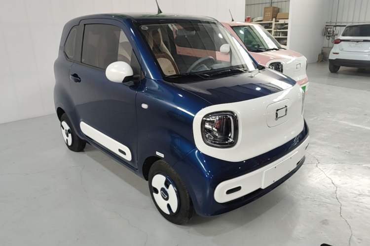 Used Bestune Pony 2025 222km Lightning Horse Front Right 45 Deg