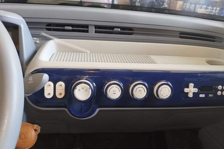 Used Bestune Pony 2025 222km Range Agile Horse Gear Lever