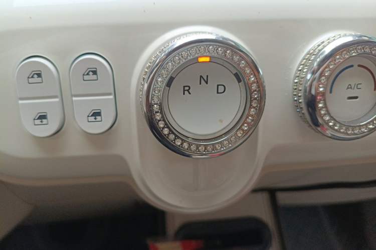Used Bestune Pony 2025 222km Range Agile Horse Gear Lever