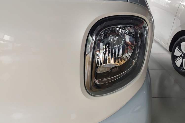 Used Bestune Pony 2025 222km Clever Horse Left Front Headlight