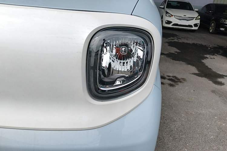 Used Bestune Pony 2025 222km Range Agile Horse Left Front Headlight