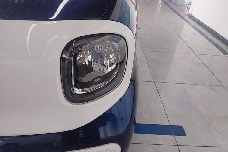 Used Bestune Pony 2025 222km Range Agile Horse Left Front Headlight