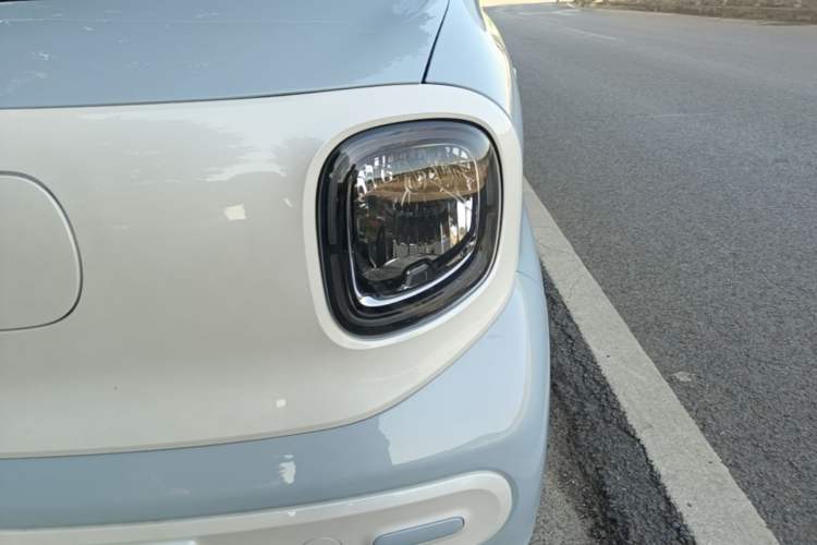 Used Bestune Pony 2025 222km Range Agile Horse Left Front Headlight