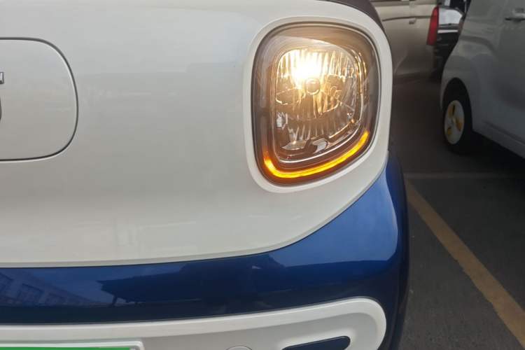 Used Bestune Pony 2025 222km Range Agile Horse Left Front Headlight