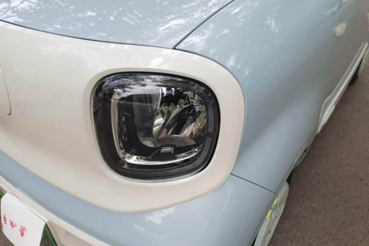 Used Bestune Pony 2025 222km Range Agile Horse Left Front Headlight