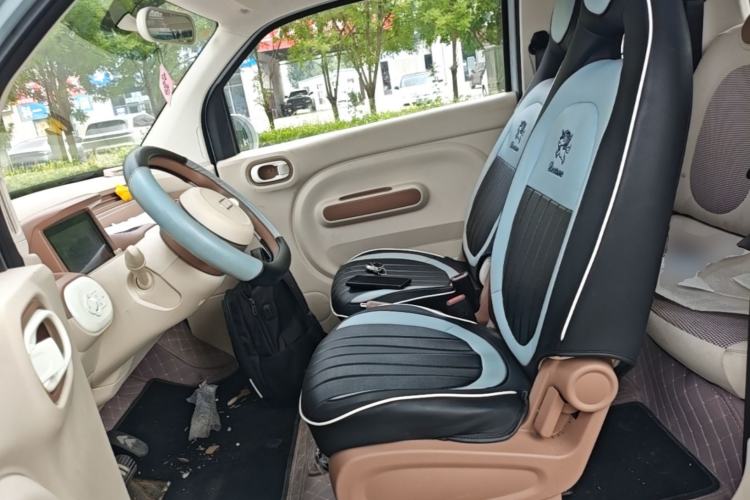 Used Bestune Pony 2025 222km Range Agile Horse Left Front Seat