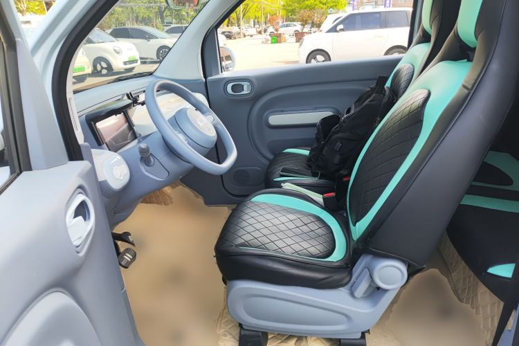 Used Bestune Pony 2025 222km Range Agile Horse Left Front Seat