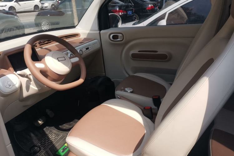 Used Bestune Pony 2025 222km Range Agile Horse Left Front Seat