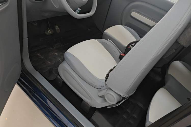 Used Bestune Pony 2025 222km Lightning Horse Left Front Seat