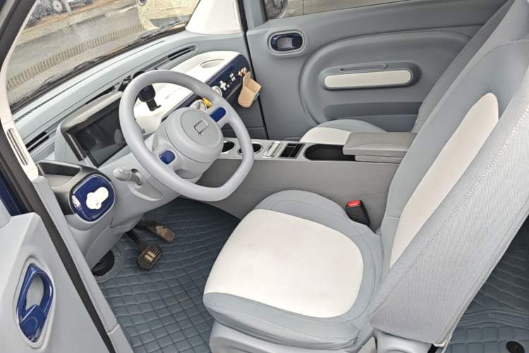 Used Bestune Pony 2025 222km Range Agile Horse Left Front Seat