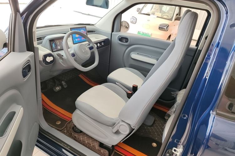 Used Bestune Pony 2025 222km Range Linglong Horse Left Front Seat