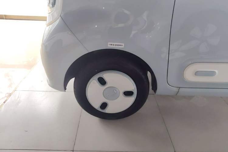 Used Bestune Pony 2025 222km Clever Horse Left Front Wheel Hub
