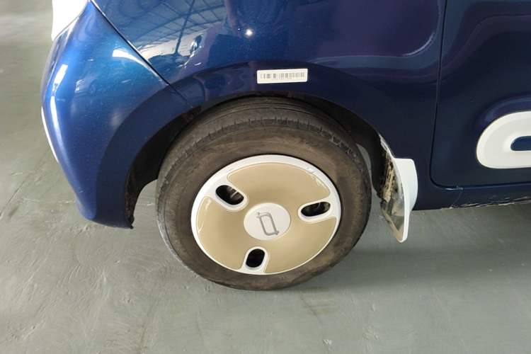 Used Bestune Pony 2025 222km Range Agile Horse Left Front Wheel Hub