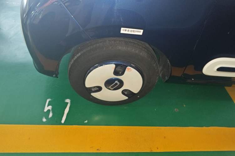 Used Bestune Pony 2025 222km Clever Horse Left Front Wheel Hub