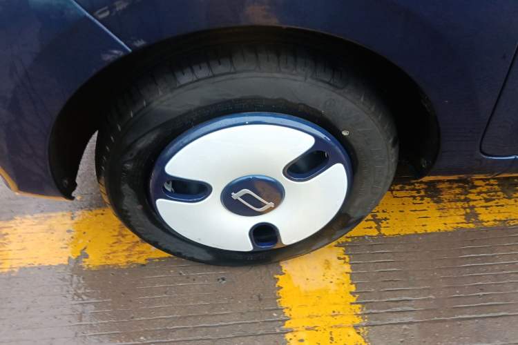 Used Bestune Pony 2025 222km Range Agile Horse Left Front Wheel Hub