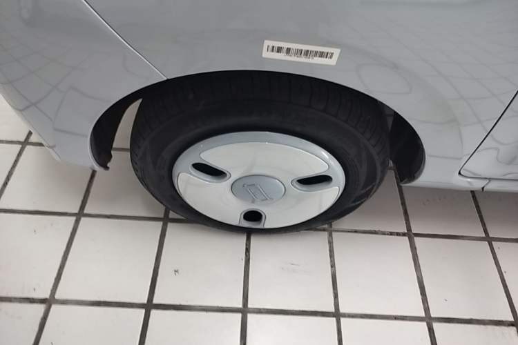 Used Bestune Pony 2025 222km Range Agile Horse Left Front Wheel Hub