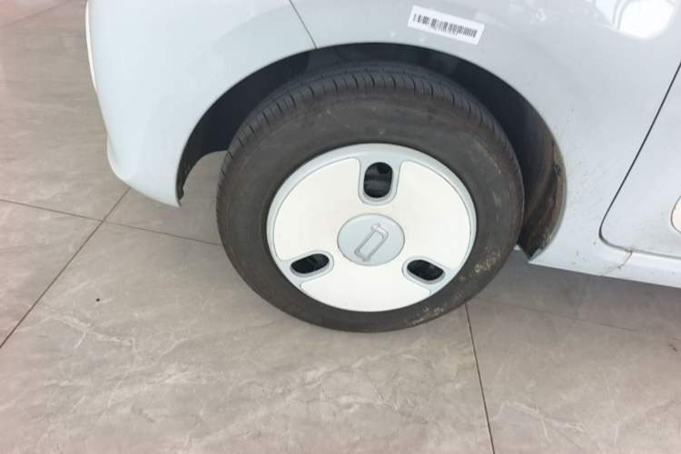 Used Bestune Pony 2025 222km Range Lingxi Horse Left Front Wheel Hub