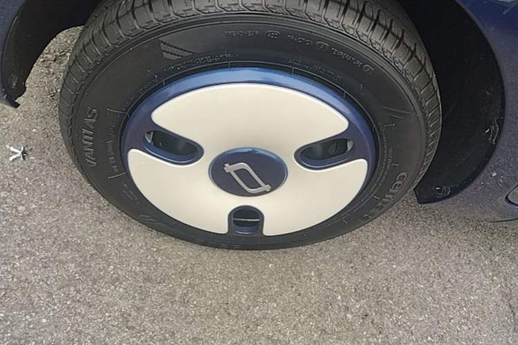 Used Bestune Pony 2025 222km Range Agile Horse Left Front Wheel Hub
